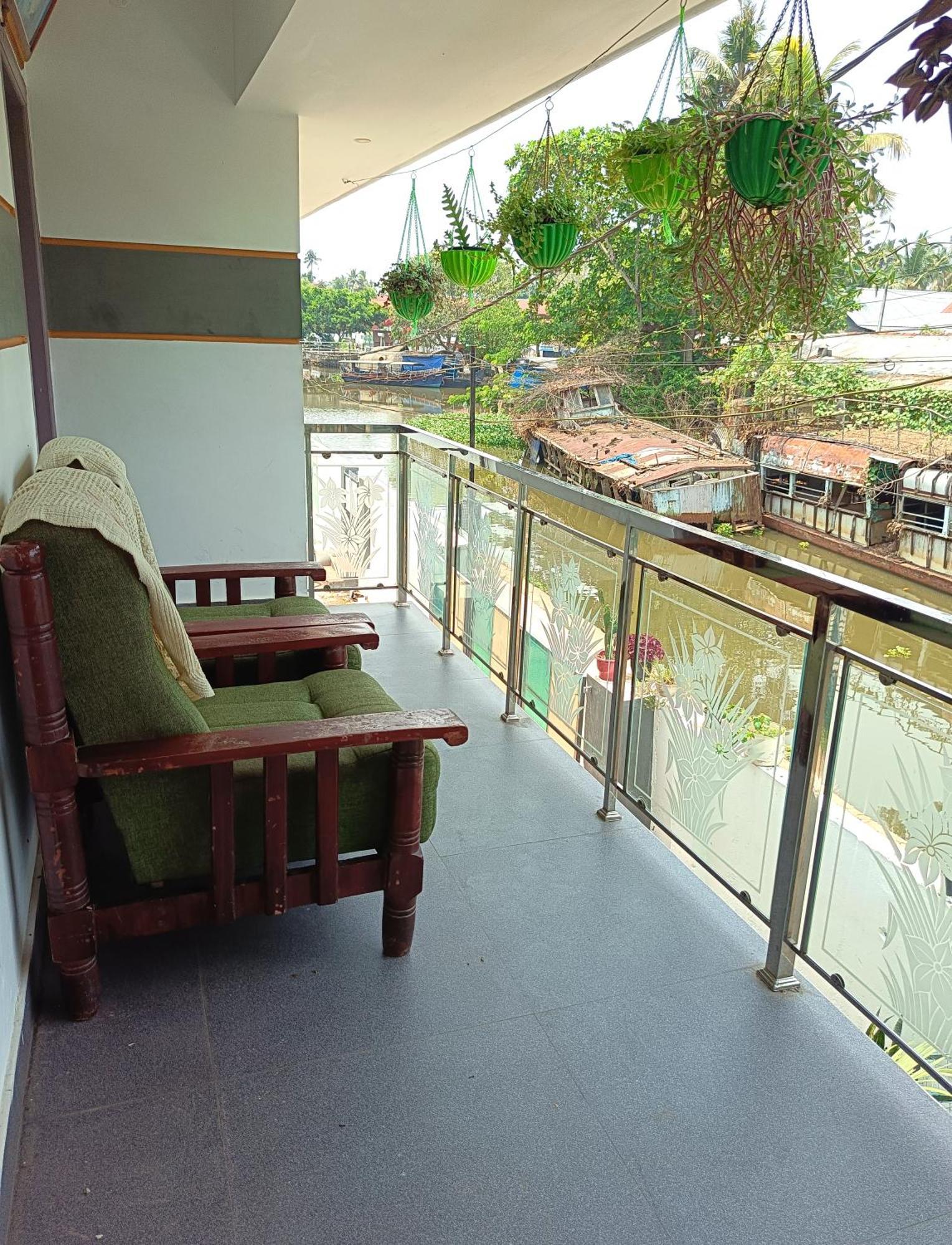 Paddy N Canal Homestay Alappuzha Ngoại thất bức ảnh